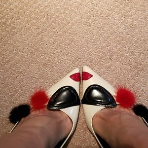 Alice & Olivia Josie Pump Sz 37.5 Stone